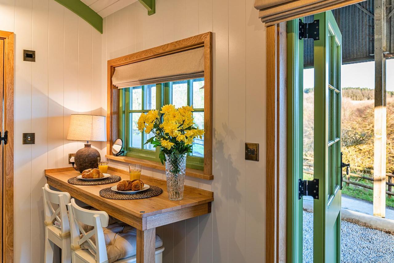 Finest Retreats - The Shepherd'S Hut At Northcombe Farm Beaworthy Zewnętrze zdjęcie