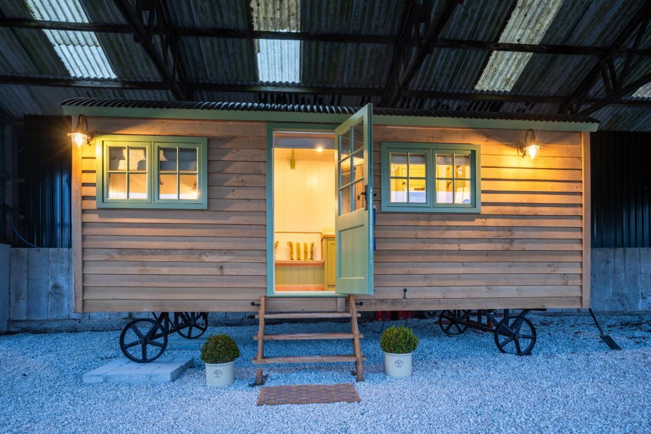 Finest Retreats - The Shepherd'S Hut At Northcombe Farm Beaworthy Zewnętrze zdjęcie